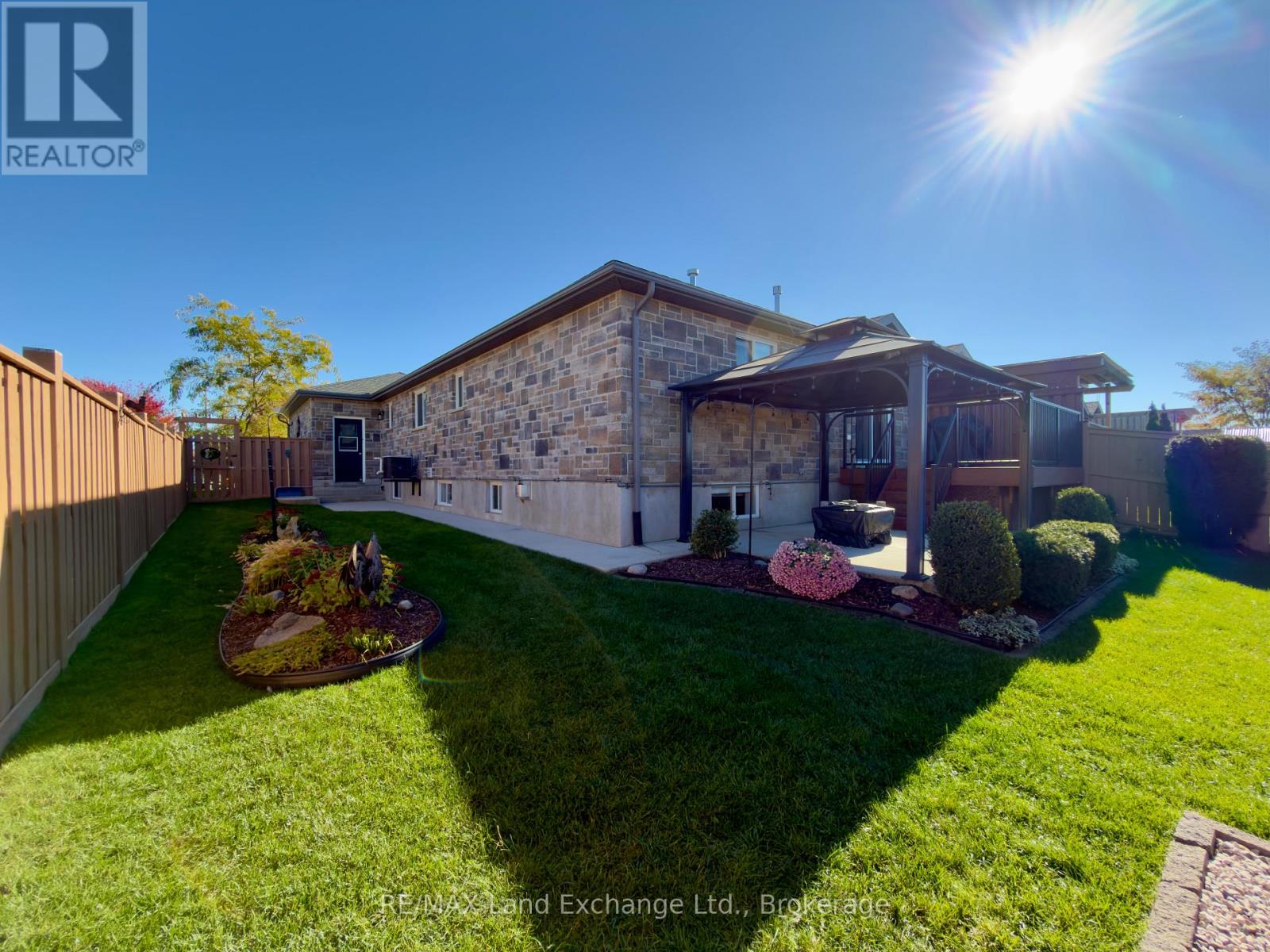 210 Stickel Street, Saugeen Shores, Ontario  N0H 2C1 - Photo 28 - X12485351