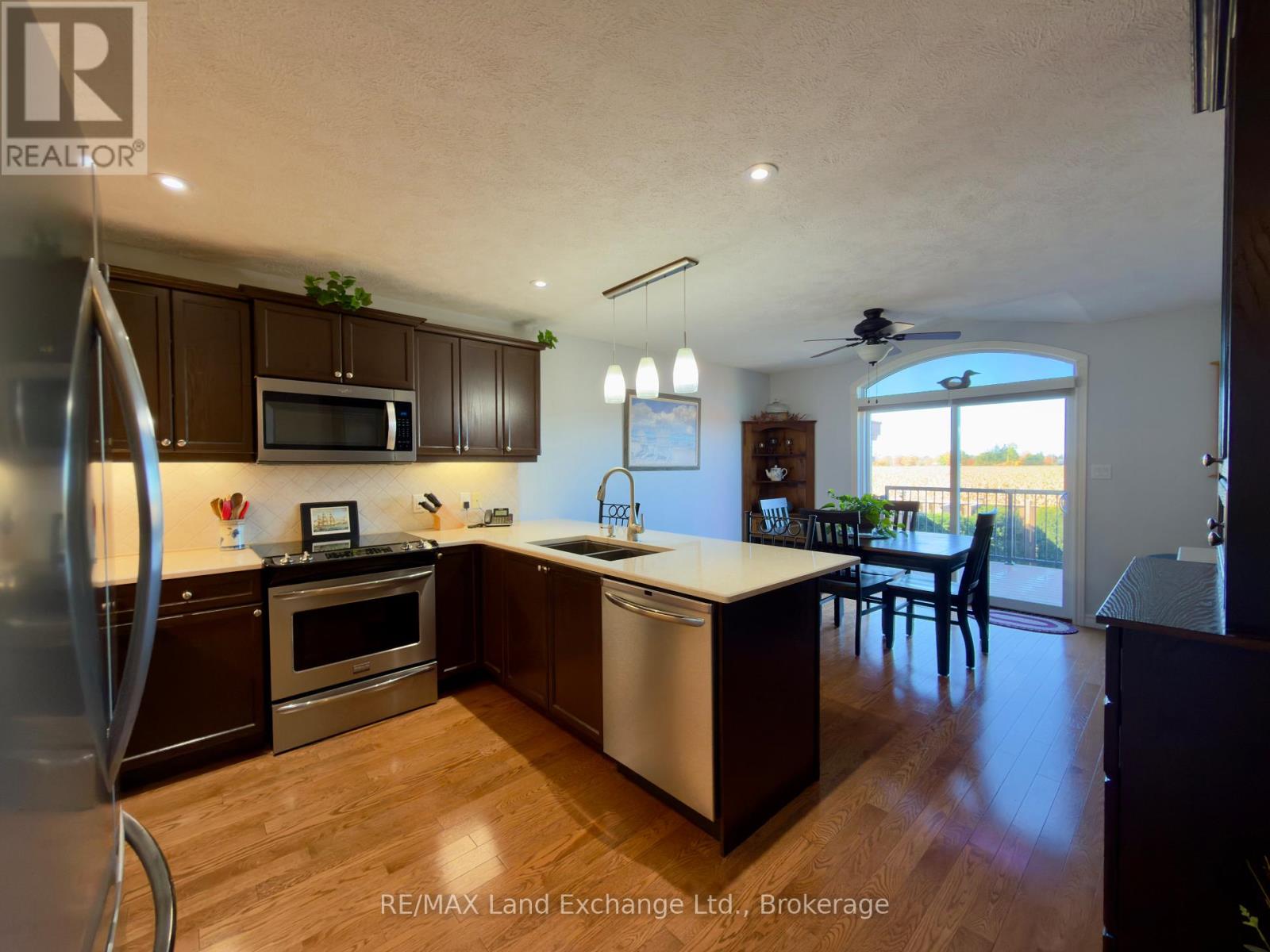 210 Stickel Street, Saugeen Shores, Ontario  N0H 2C1 - Photo 4 - X12485351