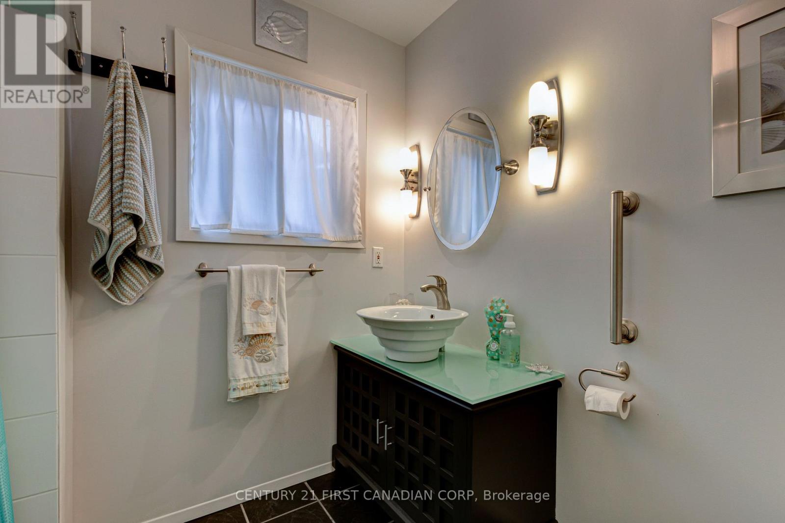 161 Brayside Street, Central Elgin, Ontario  N5L 1A2 - Photo 24 - X12485341