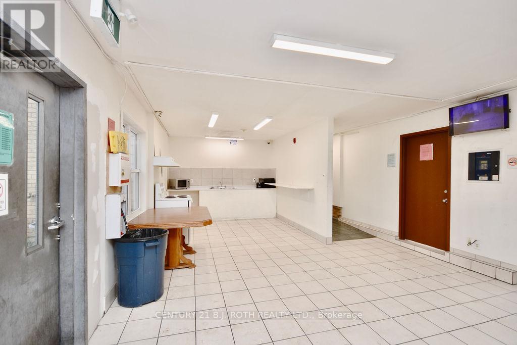 24 North Street N, Barrie, Ontario  L4M 2R9 - Photo 31 - S12251628