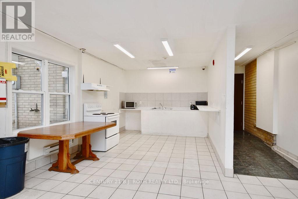 24 North Street N, Barrie, Ontario  L4M 2R9 - Photo 33 - S12251628