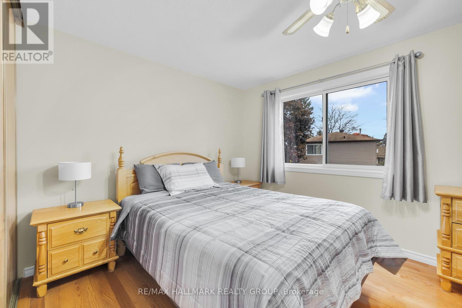 336 Mceachern Crescent, Ottawa, Ontario  K1E 3P5 - Photo 24 - X12485313