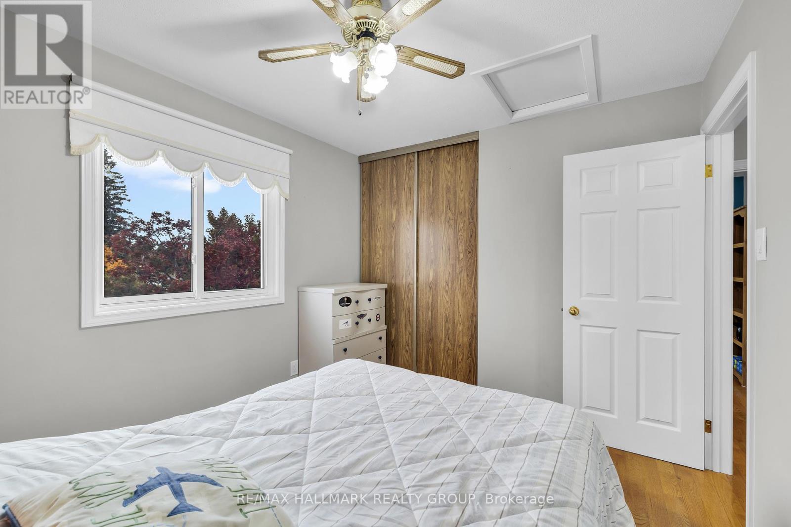 336 Mceachern Crescent, Ottawa, Ontario  K1E 3P5 - Photo 30 - X12485313