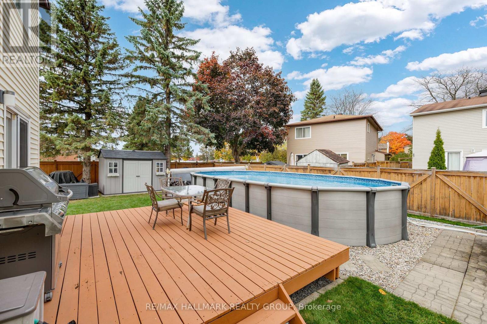 336 Mceachern Crescent, Ottawa, Ontario  K1E 3P5 - Photo 37 - X12485313