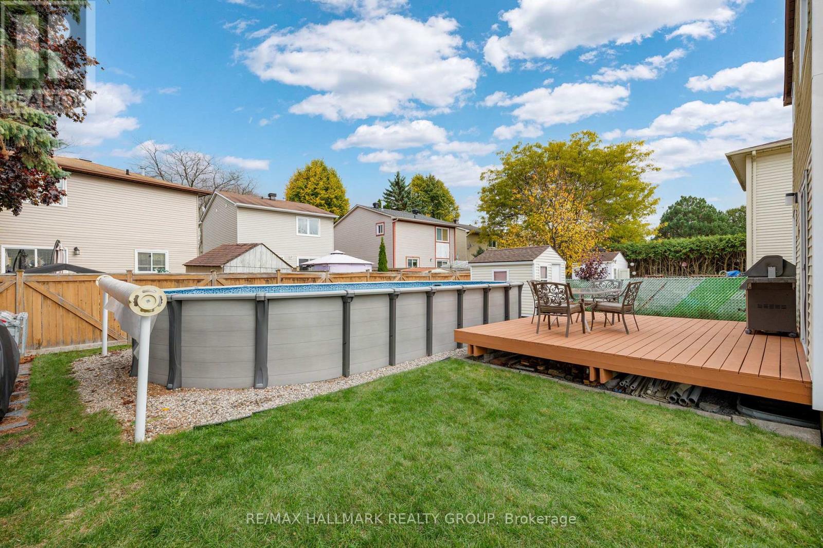 336 Mceachern Crescent, Ottawa, Ontario  K1E 3P5 - Photo 39 - X12485313