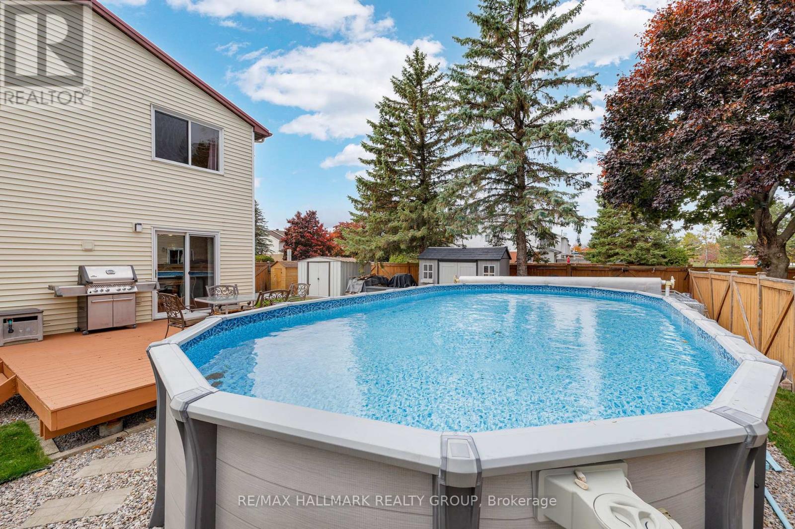 336 Mceachern Crescent, Ottawa, Ontario  K1E 3P5 - Photo 42 - X12485313