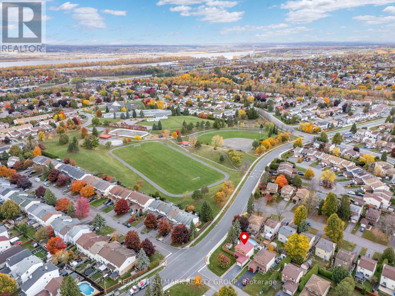 336 Mceachern Crescent, Ottawa, Ontario  K1E 3P5 - Photo 46 - X12485313