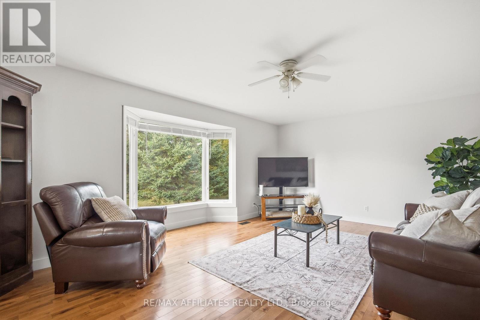 843 Ferguson Falls Road, Lanark Highlands, Ontario  K7C 0C5 - Photo 14 - X12485325