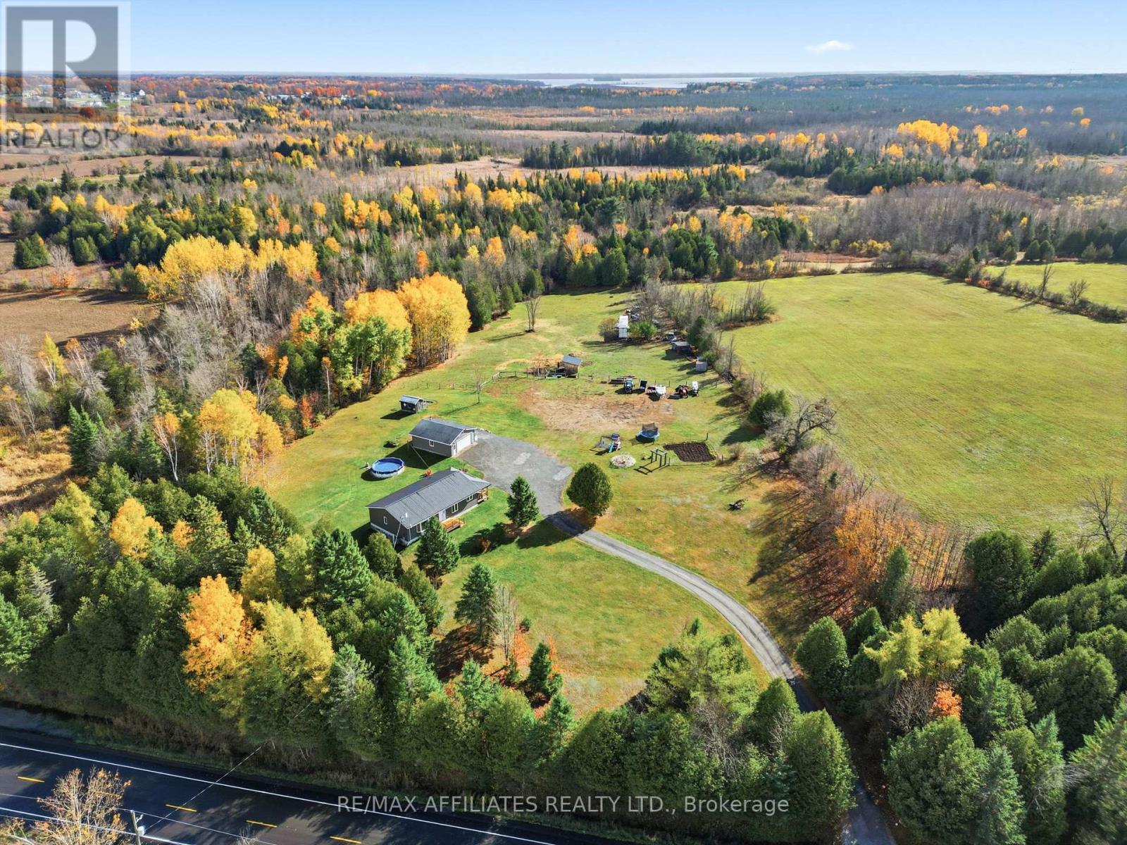 843 Ferguson Falls Road, Lanark Highlands, Ontario  K7C 0C5 - Photo 2 - X12485325