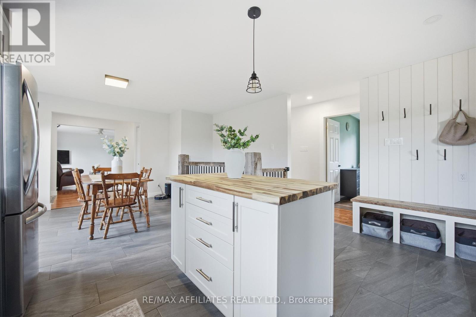 843 Ferguson Falls Road, Lanark Highlands, Ontario  K7C 0C5 - Photo 7 - X12485325