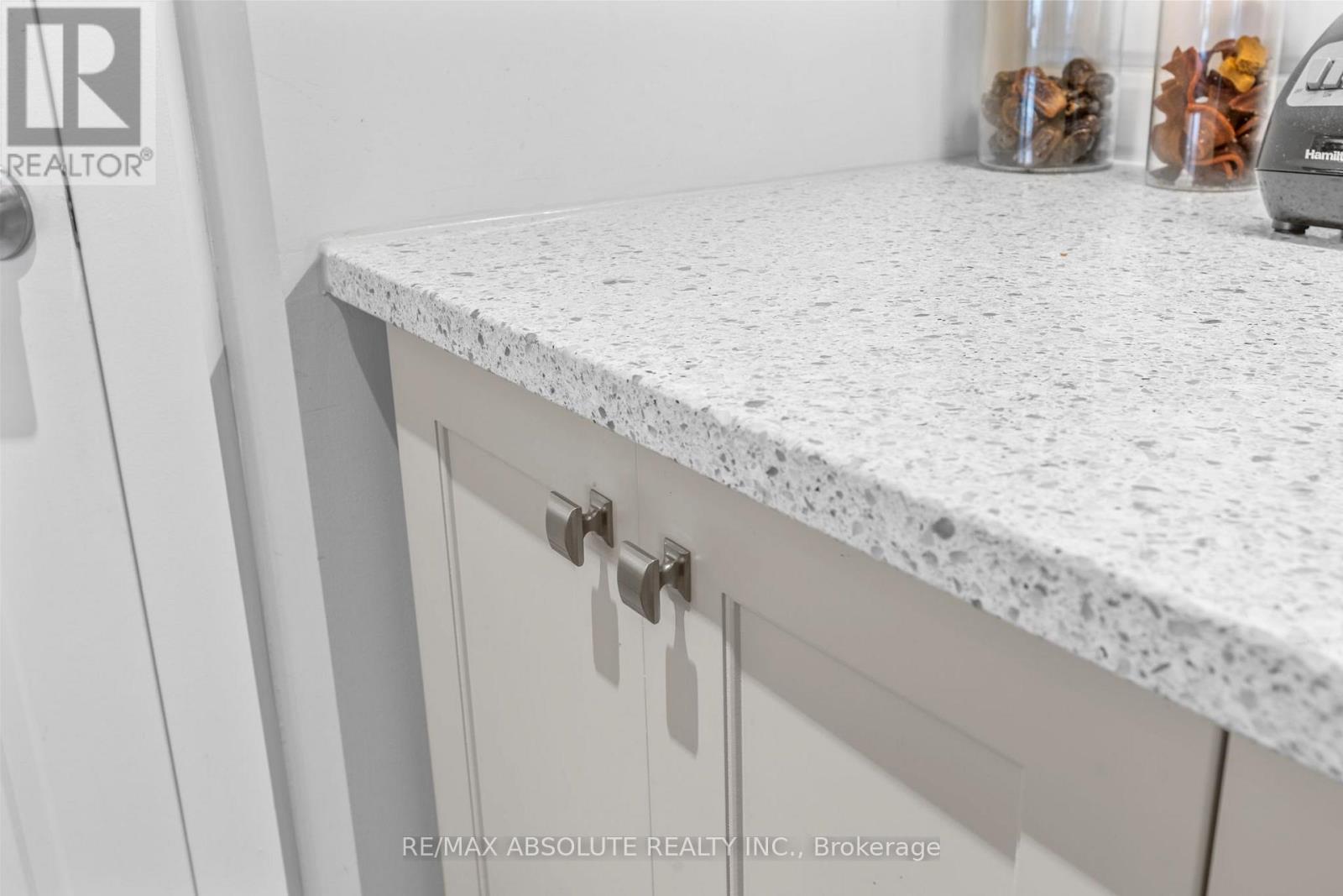 19 Elmer West Street, Mississippi Mills, Ontario  K0A 1A0 - Photo 11 - X12485334