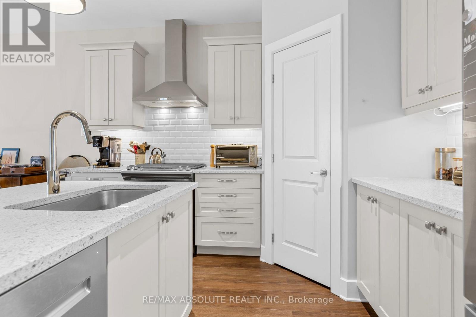 19 Elmer West Street, Mississippi Mills, Ontario  K0A 1A0 - Photo 12 - X12485334