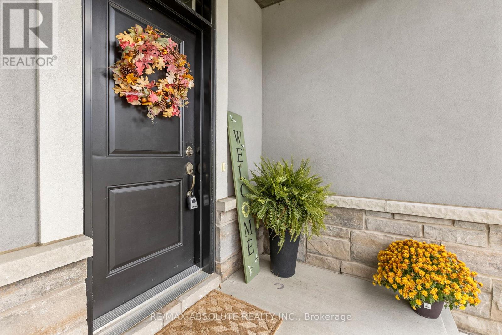 19 Elmer West Street, Mississippi Mills, Ontario  K0A 1A0 - Photo 6 - X12485334