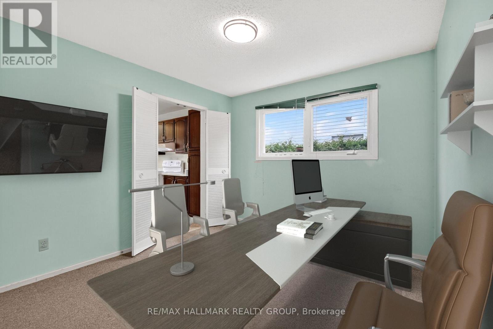 1415 Plumber Avenue, Ottawa, Ontario  K1K 4B2 - Photo 12 - X12485358