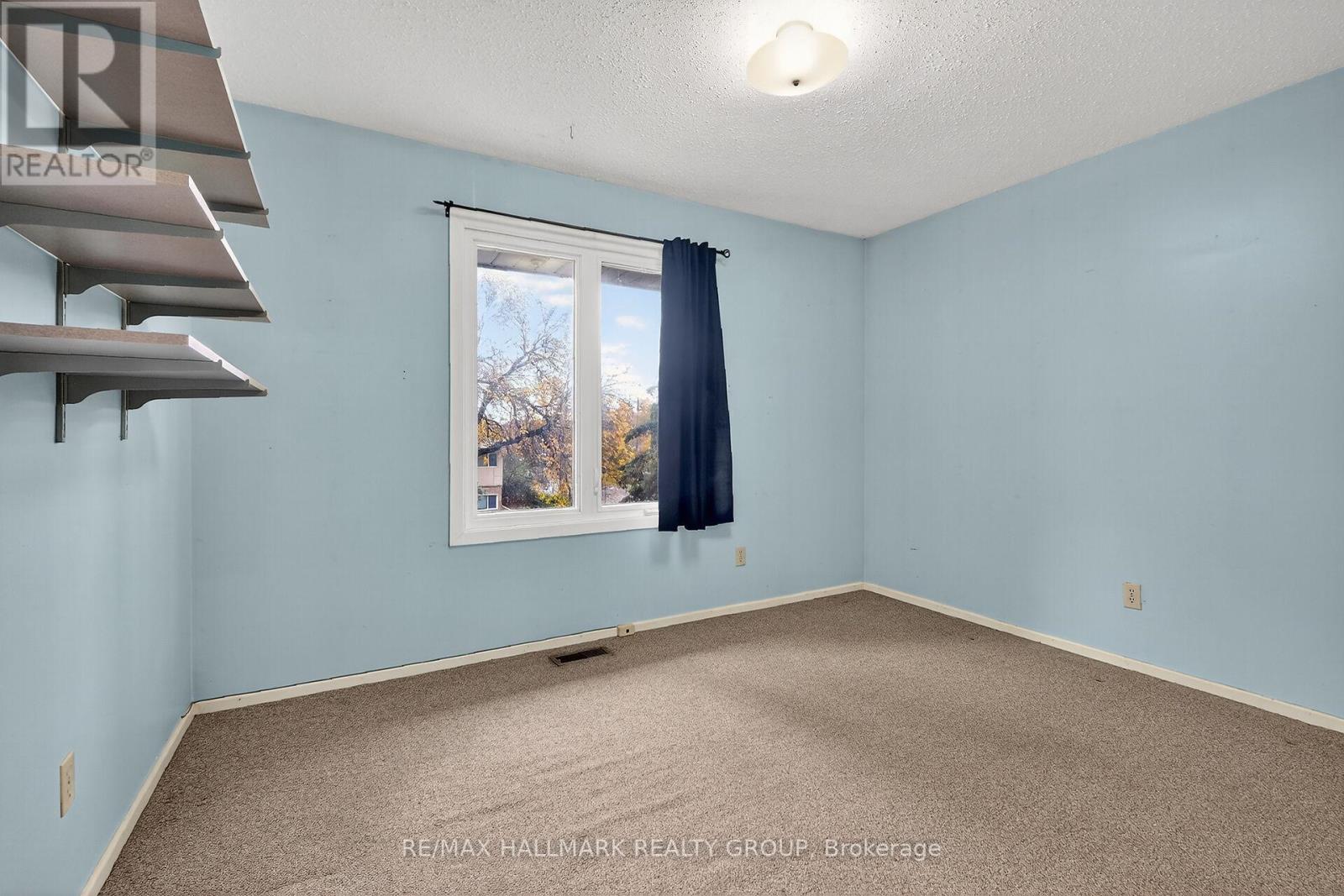 1415 Plumber Avenue, Ottawa, Ontario  K1K 4B2 - Photo 24 - X12485358