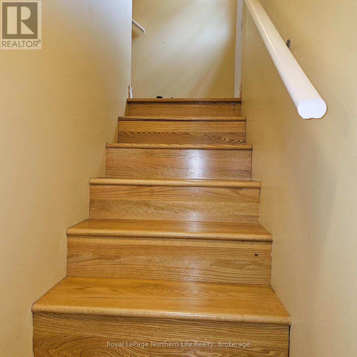 809 Cameron Road, Papineau-Cameron, Ontario  P0H 1V0 - Photo 32 - X12464971