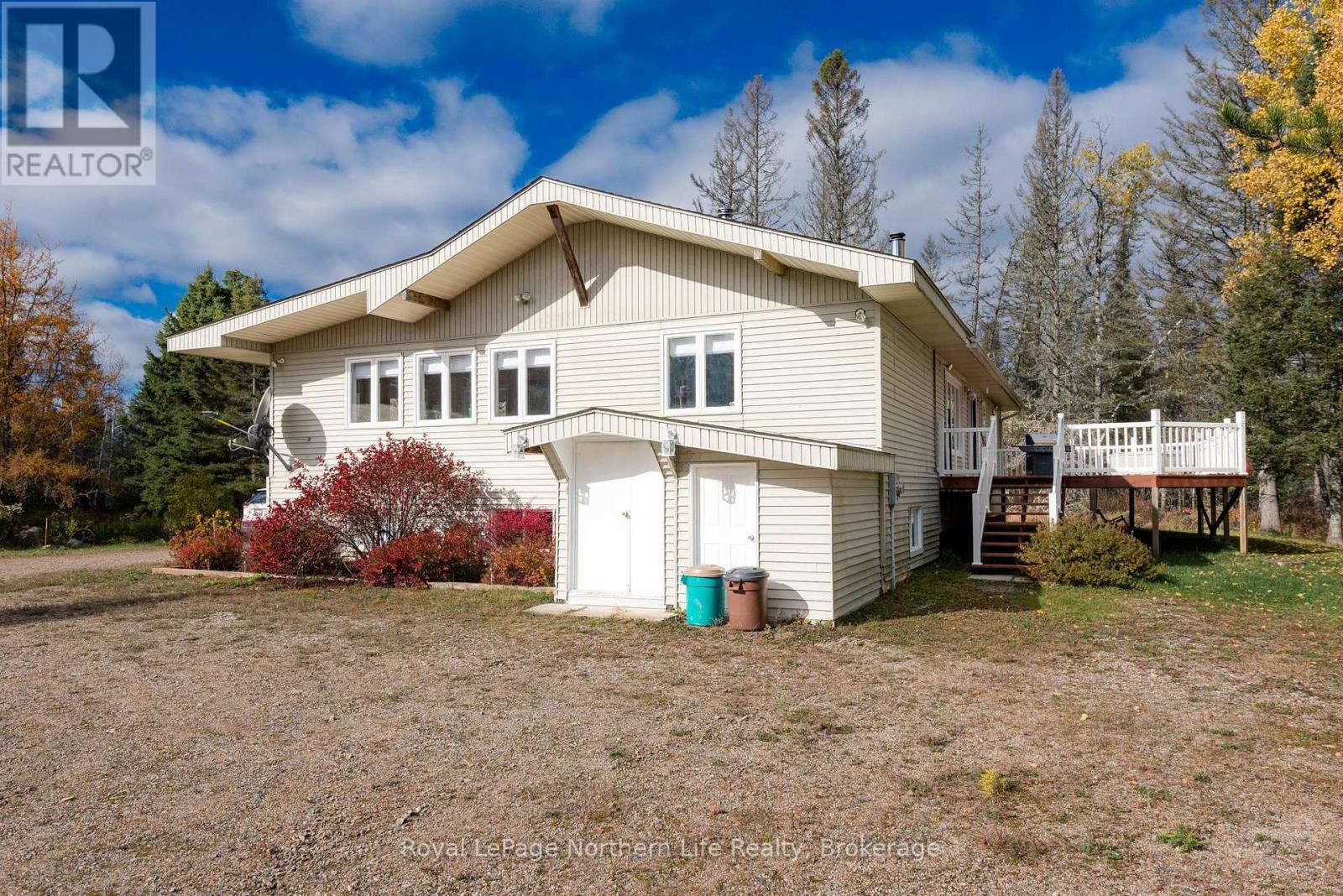 809 Cameron Road, Papineau-Cameron, Ontario  P0H 1V0 - Photo 3 - X12464971