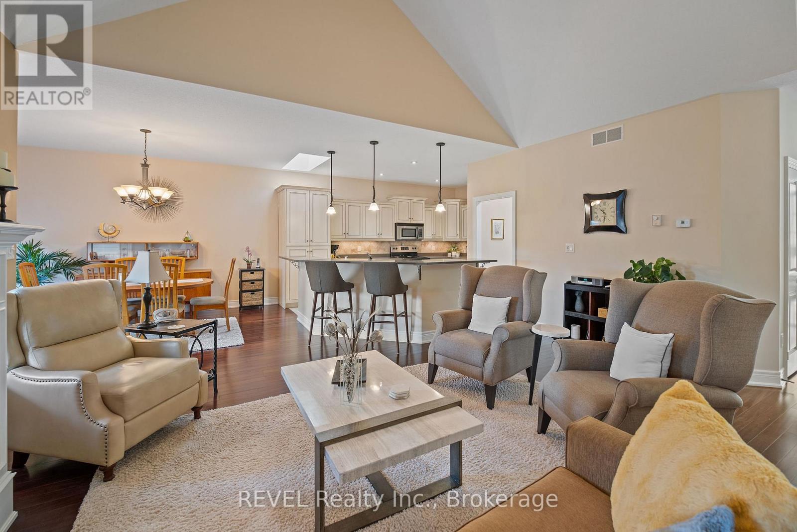 404 Jordyn Drive, Fort Erie, Ontario  L2A 6T6 - Photo 10 - X12485366