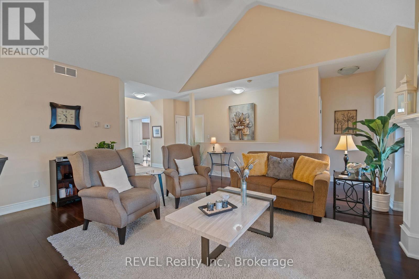 404 Jordyn Drive, Fort Erie, Ontario  L2A 6T6 - Photo 12 - X12485366