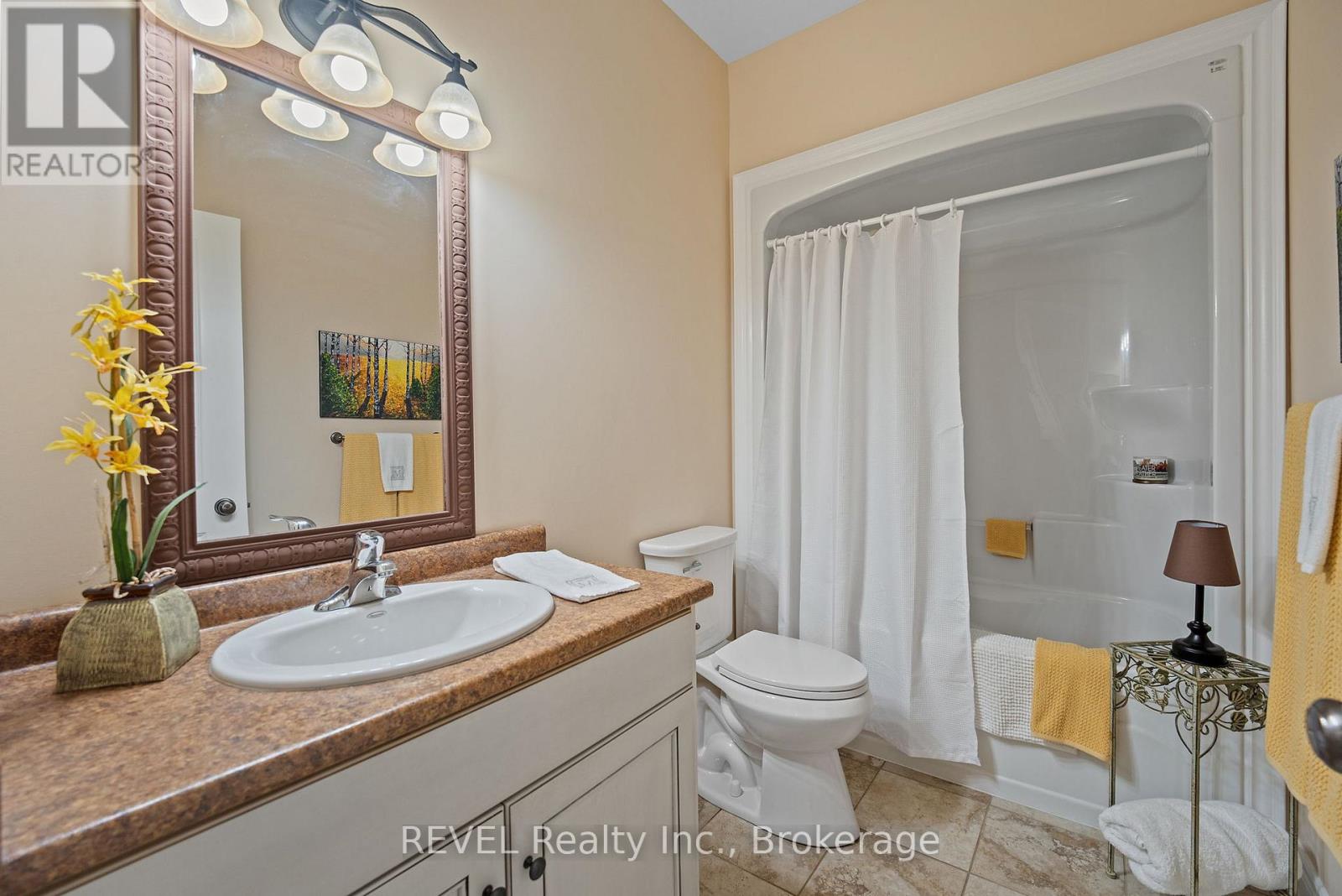 404 Jordyn Drive, Fort Erie, Ontario  L2A 6T6 - Photo 21 - X12485366