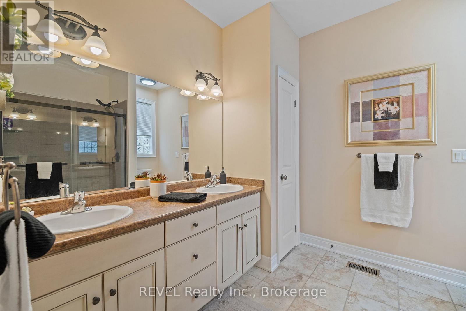 404 Jordyn Drive, Fort Erie, Ontario  L2A 6T6 - Photo 26 - X12485366