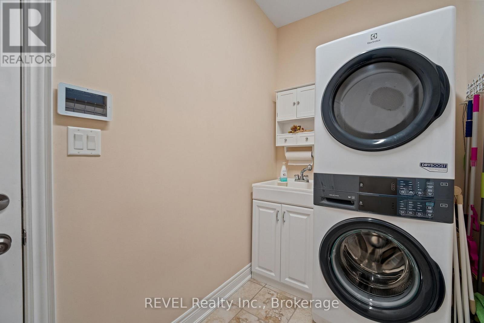 404 Jordyn Drive, Fort Erie, Ontario  L2A 6T6 - Photo 27 - X12485366