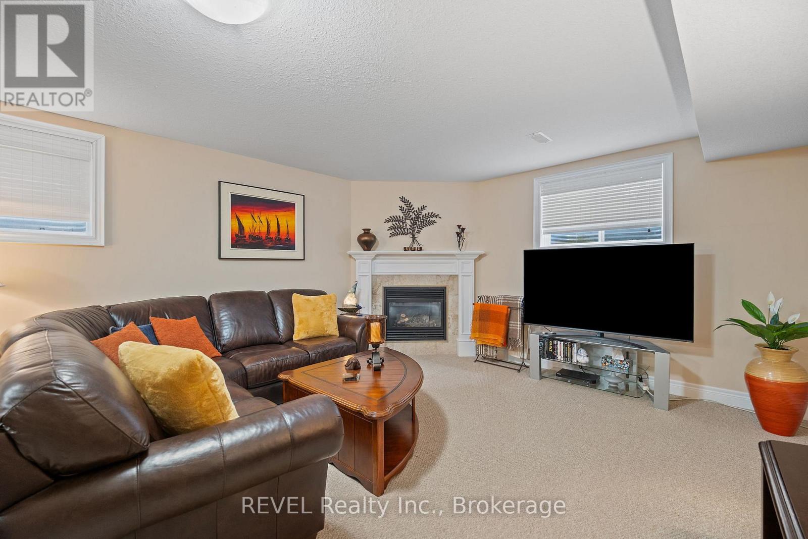 404 Jordyn Drive, Fort Erie, Ontario  L2A 6T6 - Photo 34 - X12485366