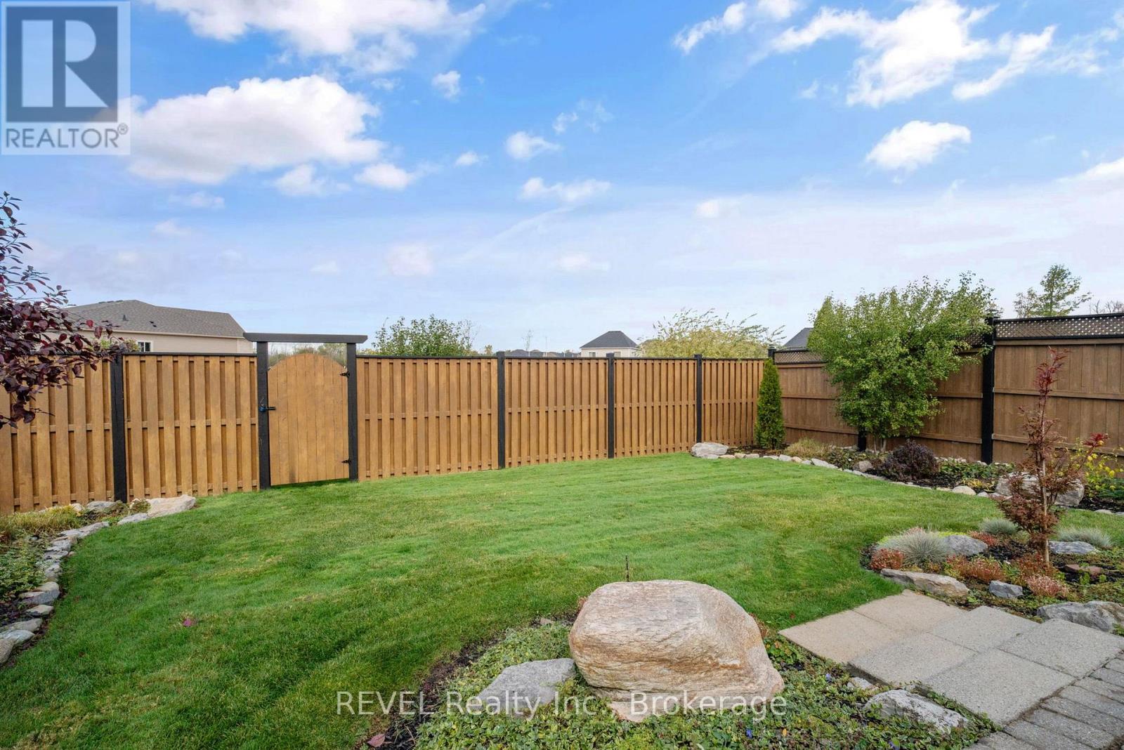 404 Jordyn Drive, Fort Erie, Ontario  L2A 6T6 - Photo 41 - X12485366