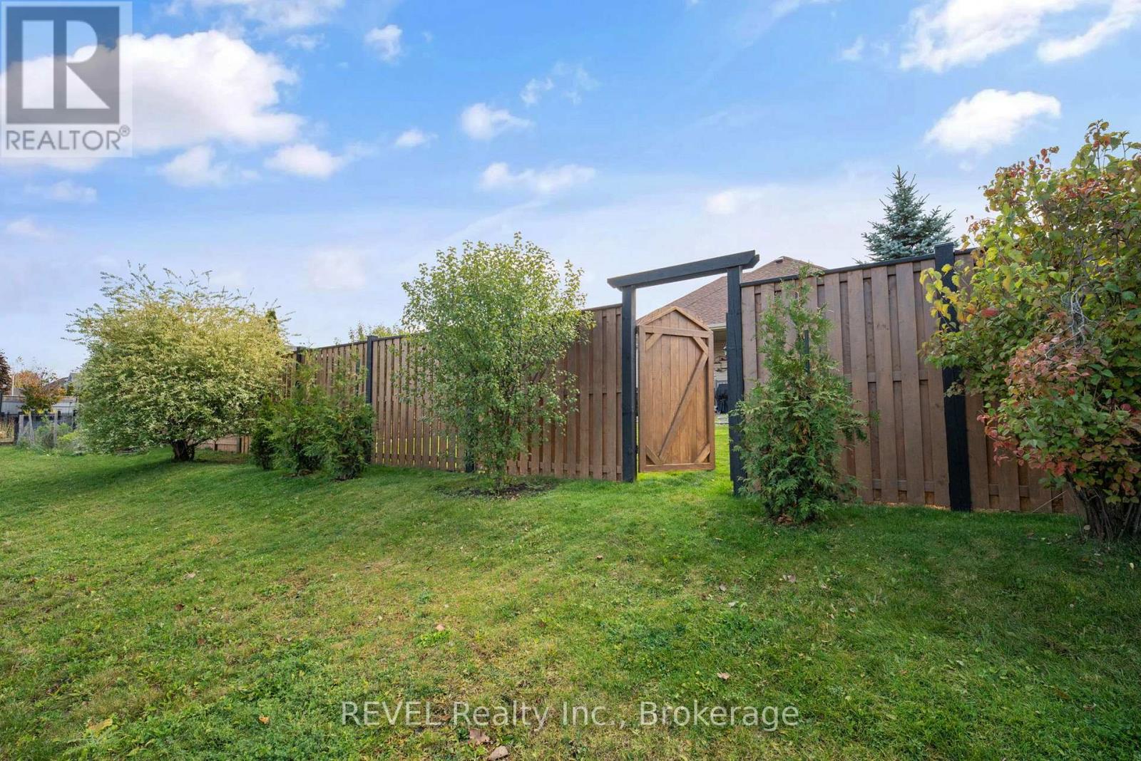 404 Jordyn Drive, Fort Erie, Ontario  L2A 6T6 - Photo 43 - X12485366