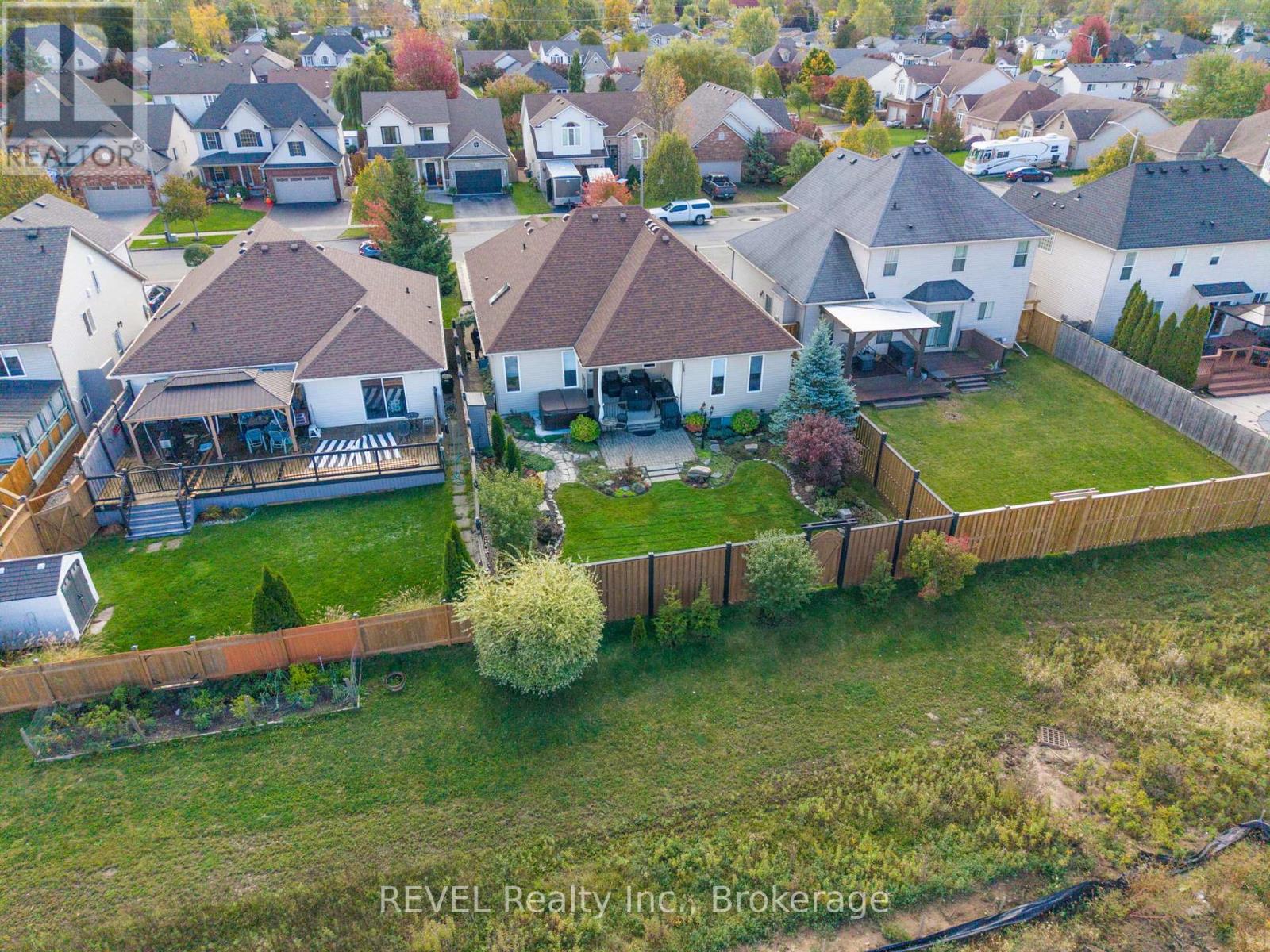 404 Jordyn Drive, Fort Erie, Ontario  L2A 6T6 - Photo 45 - X12485366