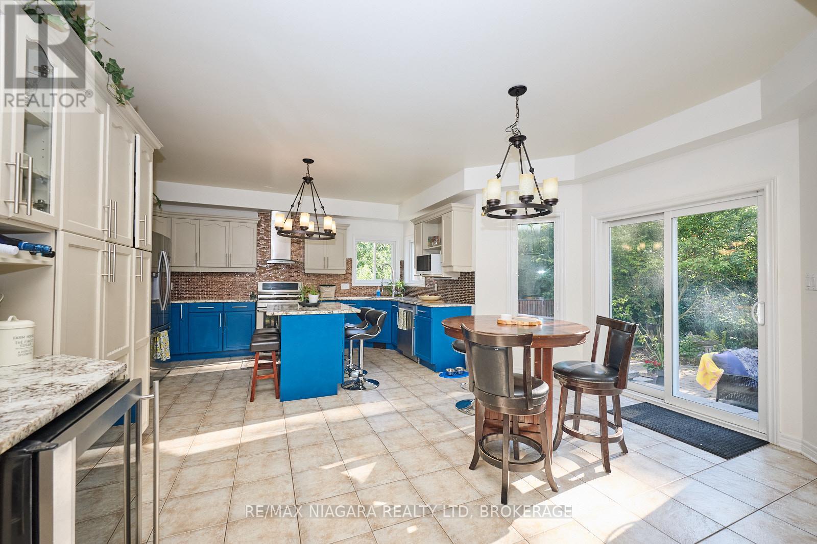 690 Brian Street, Fort Erie, Ontario  L2A 6W2 - Photo 10 - X12485388