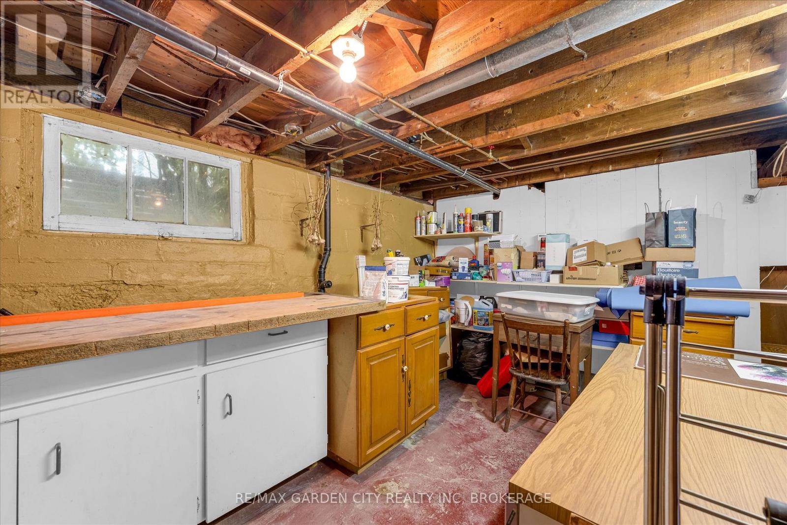 16 Ida Street, St. Catharines (E. Chester), Ontario  L2R 3X4 - Photo 13 - X12485392