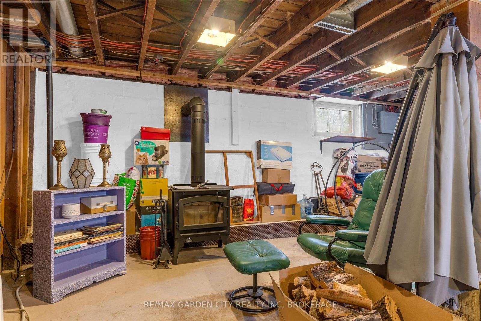 16 Ida Street, St. Catharines (E. Chester), Ontario  L2R 3X4 - Photo 15 - X12485392