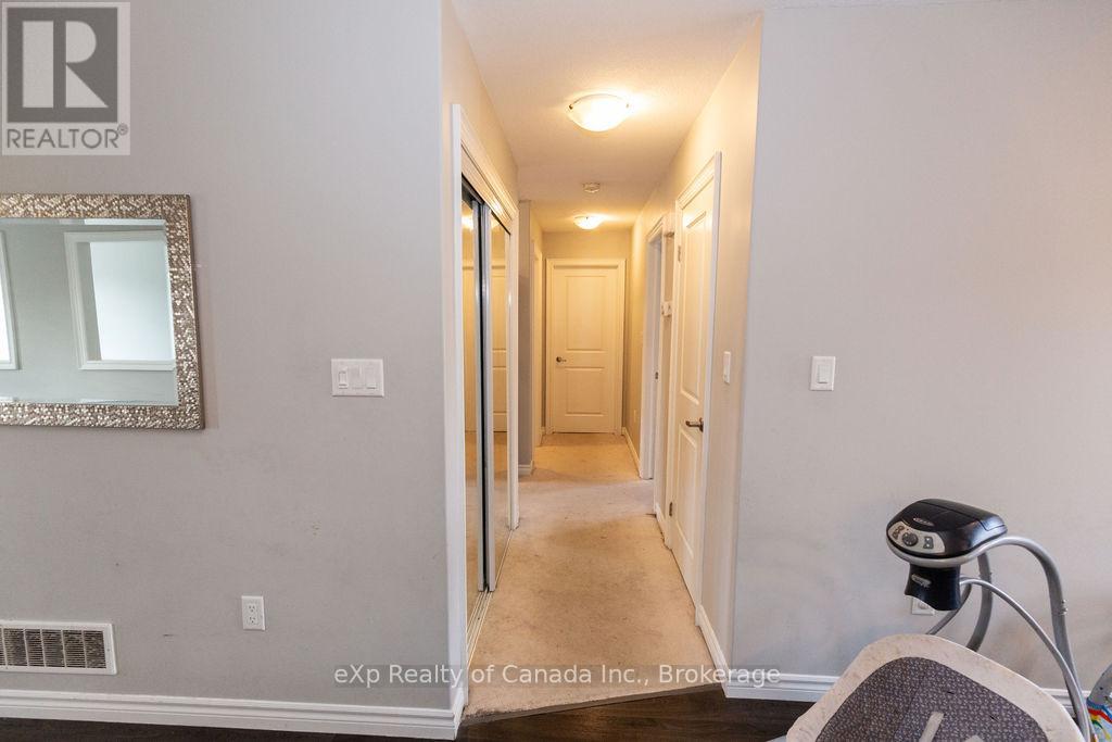 72 - 3320 Meadowgate Boulevard, London South, Ontario N6M 0A7 - Photo 10 - X12485373