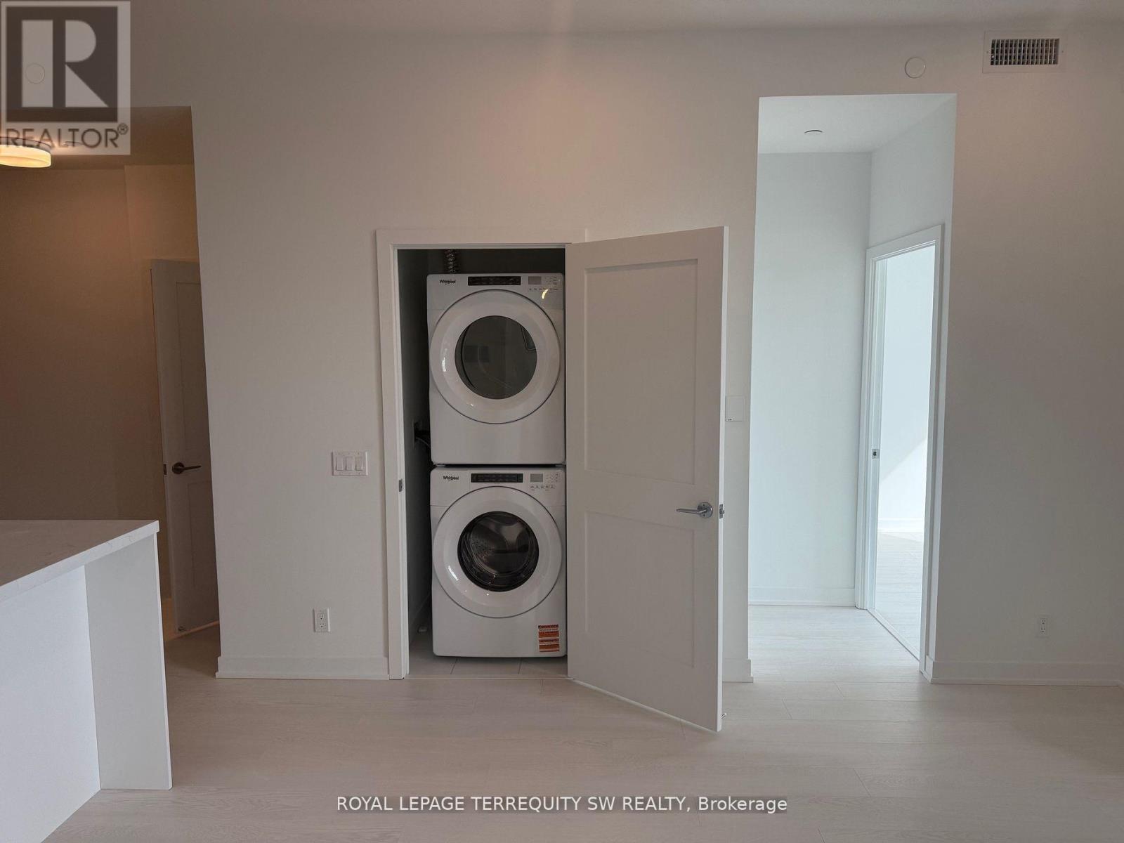 804 - 1 Hillsdale Avenue E, Toronto, Ontario  M4S 1T4 - Photo 4 - C12485166