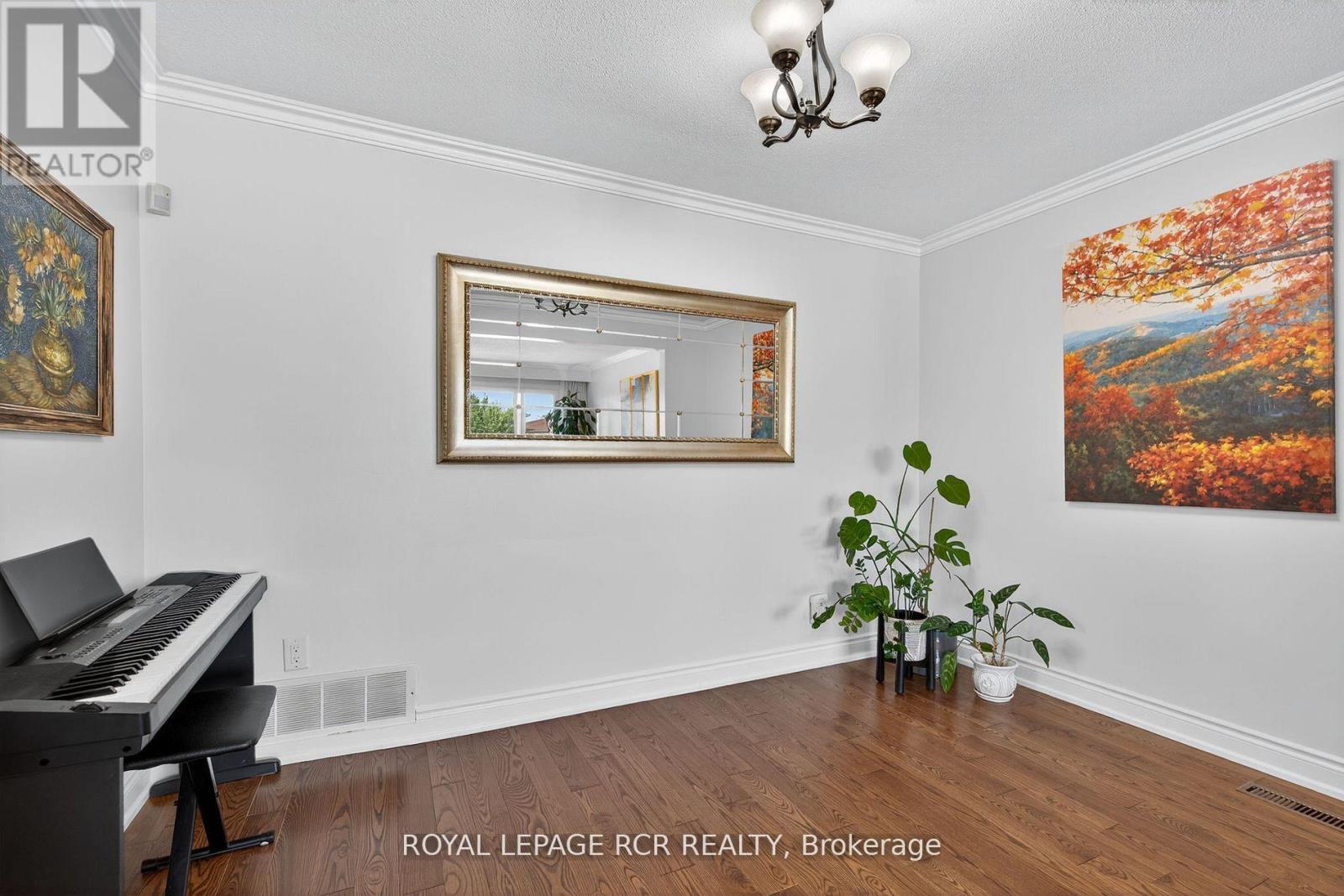 19 Navaho Drive, Toronto (Pleasant View), Ontario  M2H 2X2 - Photo 14 - C12485168