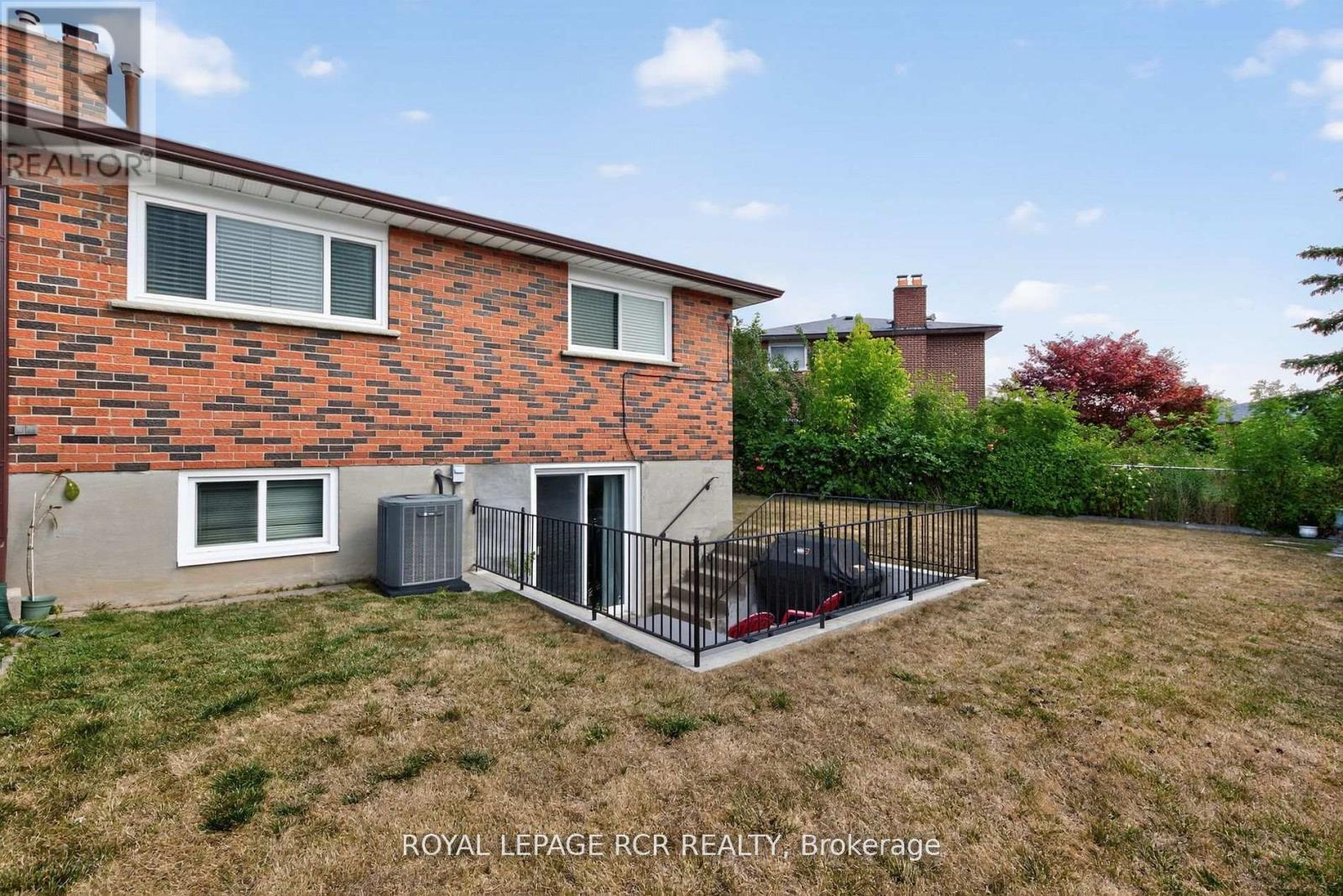 19 Navaho Drive, Toronto (Pleasant View), Ontario  M2H 2X2 - Photo 37 - C12485168