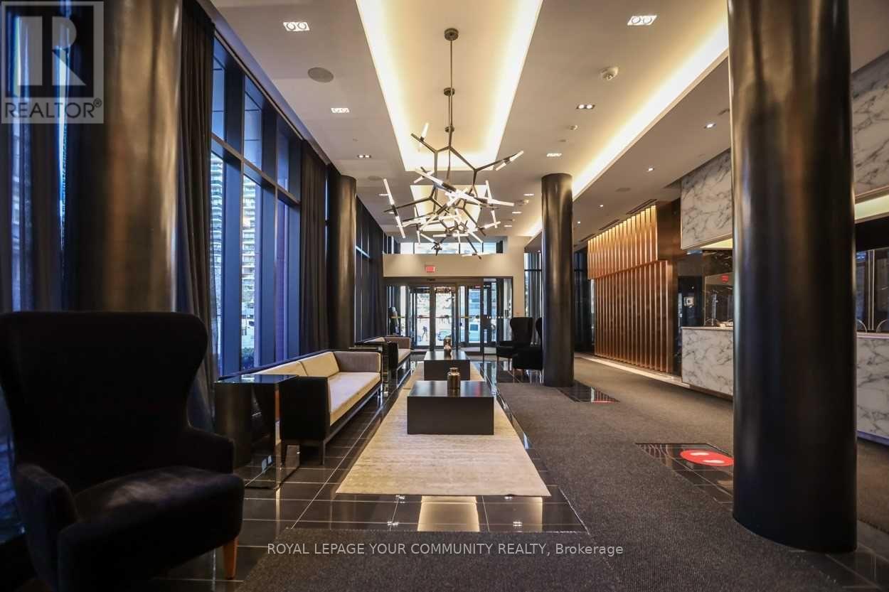 1713 - 101 Erskine Avenue, Toronto, Ontario  M4P 1Y5 - Photo 2 - C12485246