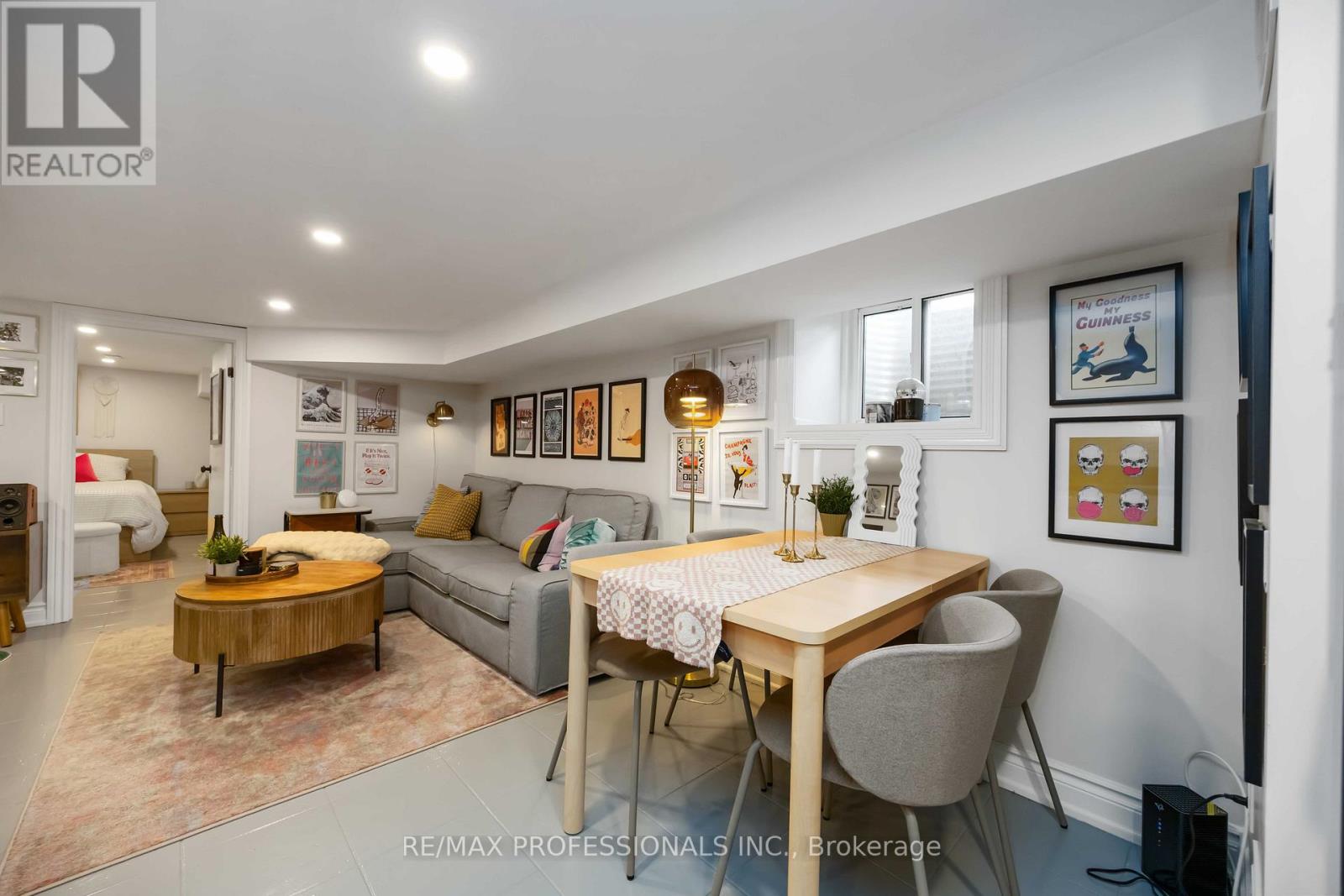 Basement Unit - 2 Afton Avenue Nw, Toronto, Ontario  M6J 1R7 - Photo 15 - C12485281