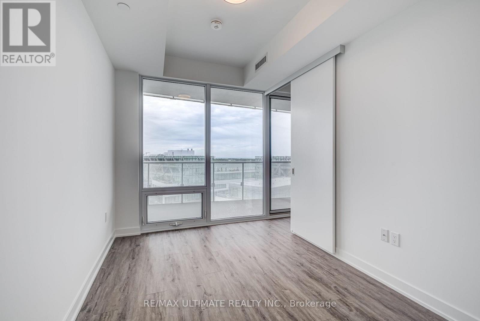1601 - 15 Queens Quay E, Toronto (Waterfront Communities), Ontario  M5E 0C5 - Photo 12 - C12485284