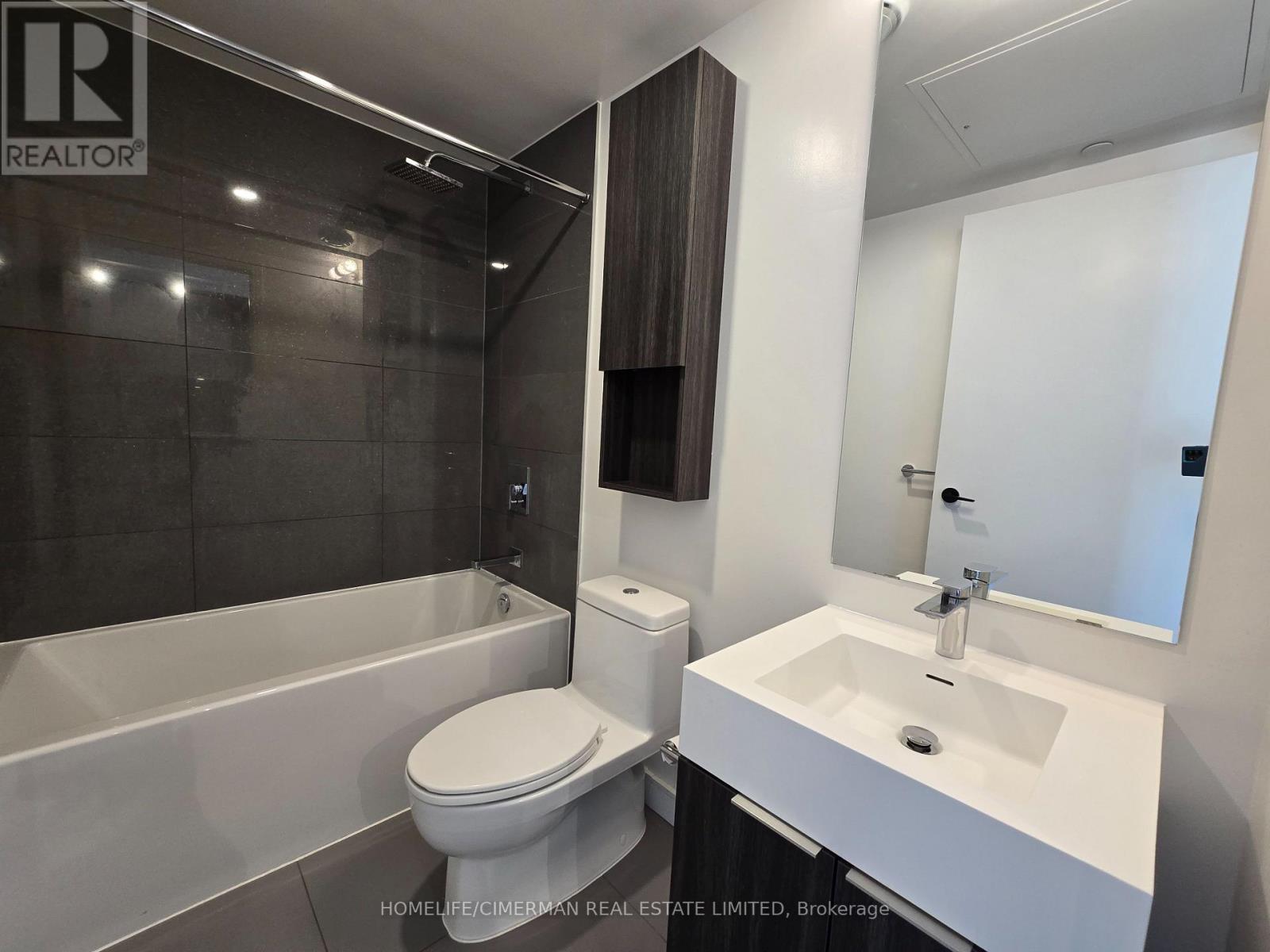 N524 - 35 Rolling Mills Road, Toronto, Ontario  M5A 0V6 - Photo 16 - C12485293