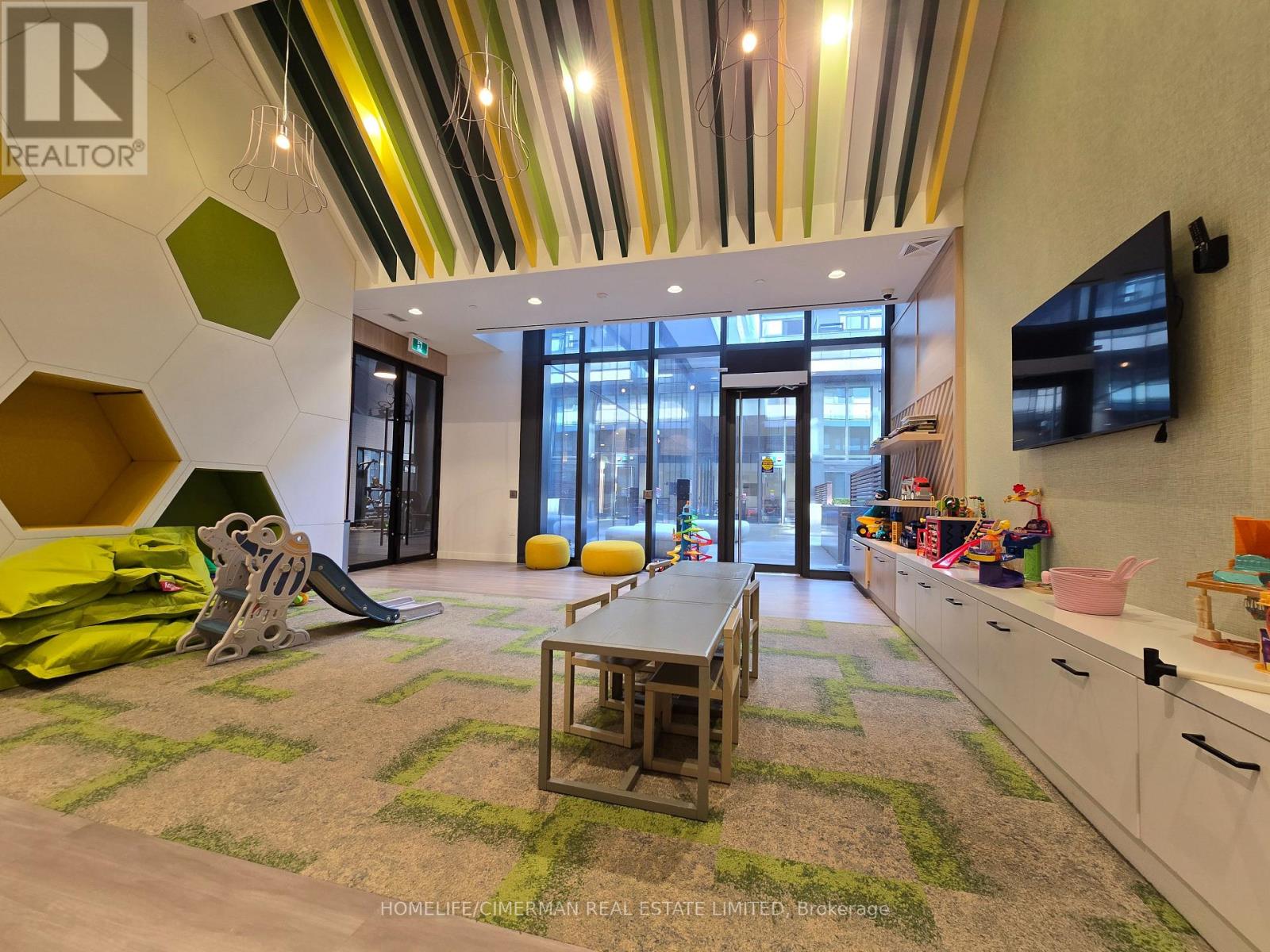 N524 - 35 Rolling Mills Road, Toronto, Ontario  M5A 0V6 - Photo 25 - C12485293