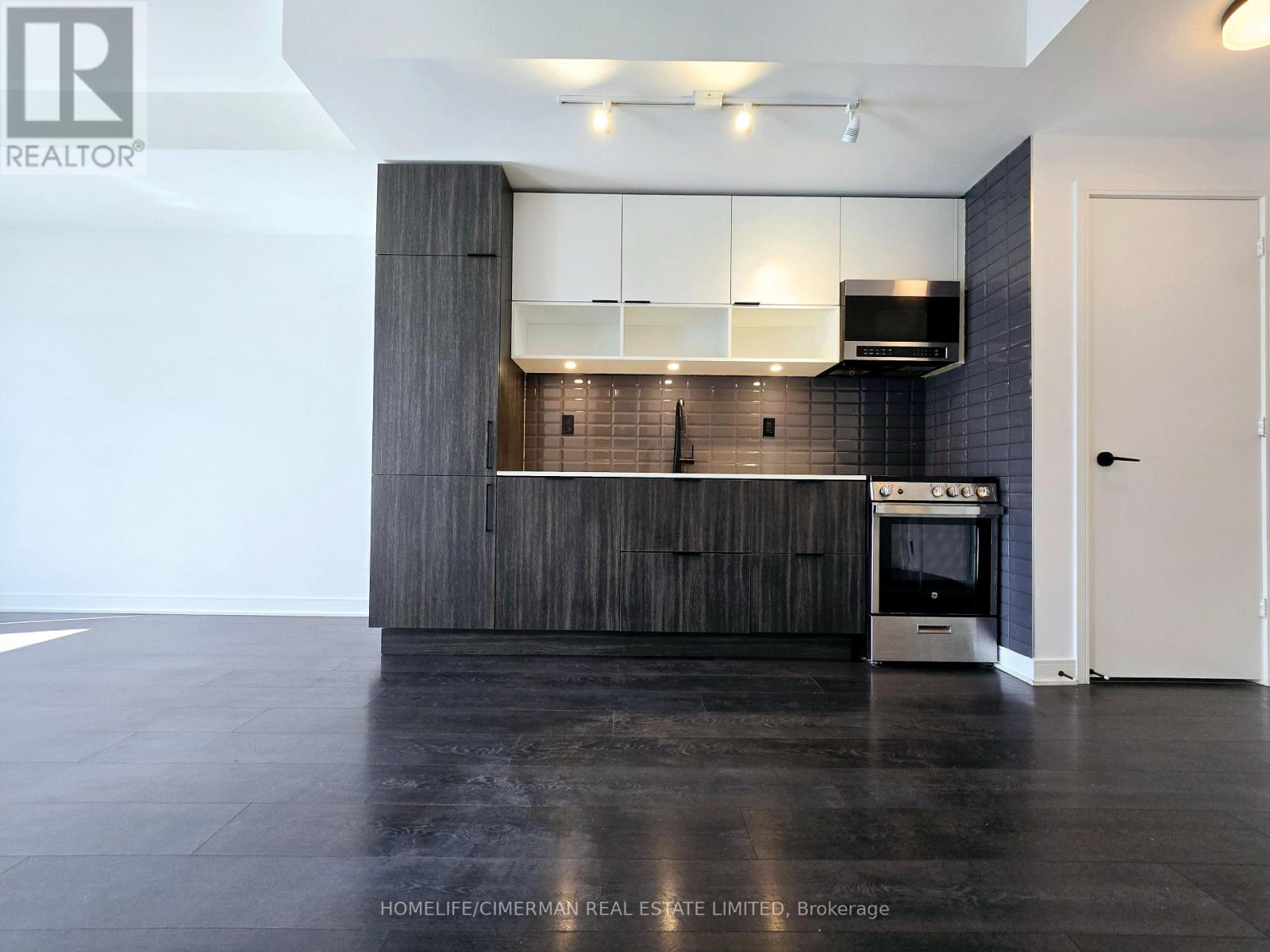 N524 - 35 Rolling Mills Road, Toronto, Ontario  M5A 0V6 - Photo 9 - C12485293