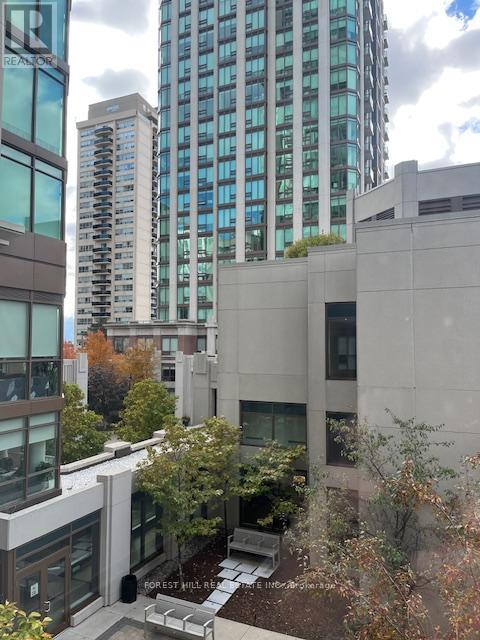 303 - 320 Tweedsmuir Avenue, Toronto, Ontario  M5P 2Y3 - Photo 6 - C12485294