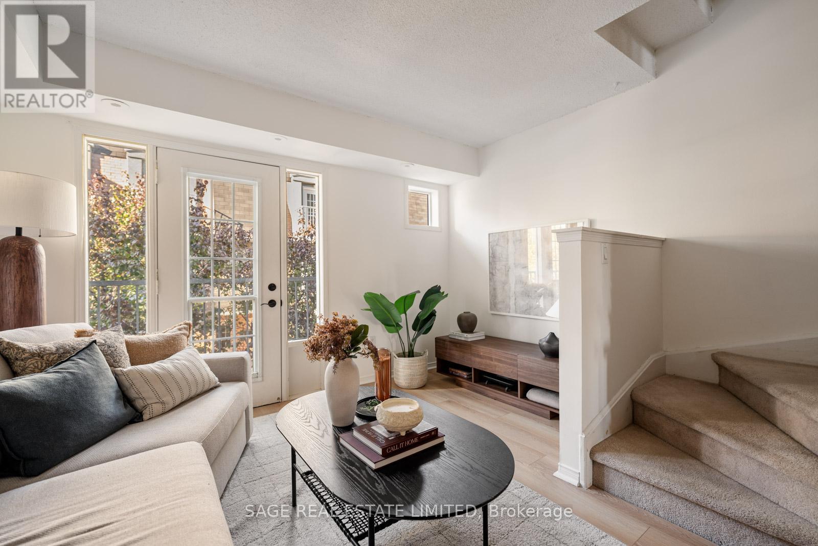 221 - 20 Merchant Lane, Toronto, Ontario  M6P 4J6 - Photo 2 - C12485303