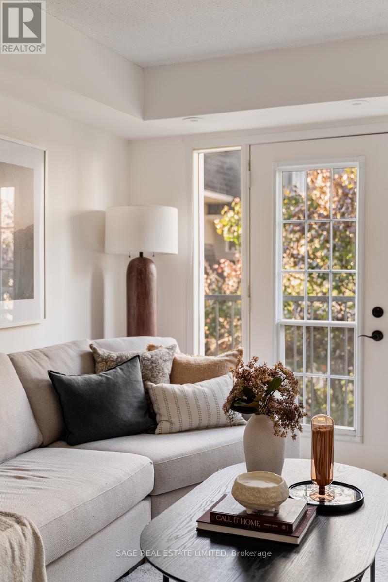 221 - 20 Merchant Lane, Toronto, Ontario  M6P 4J6 - Photo 3 - C12485303