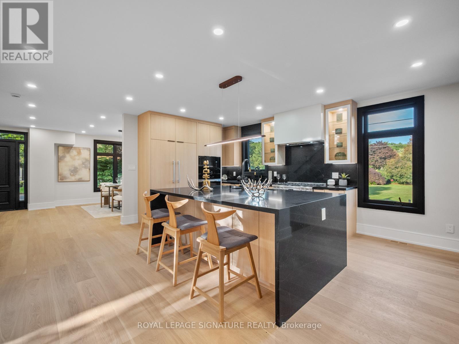 137 Cheltenham Avenue, Toronto, Ontario  M4N 1R1 - Photo 11 - C12485310