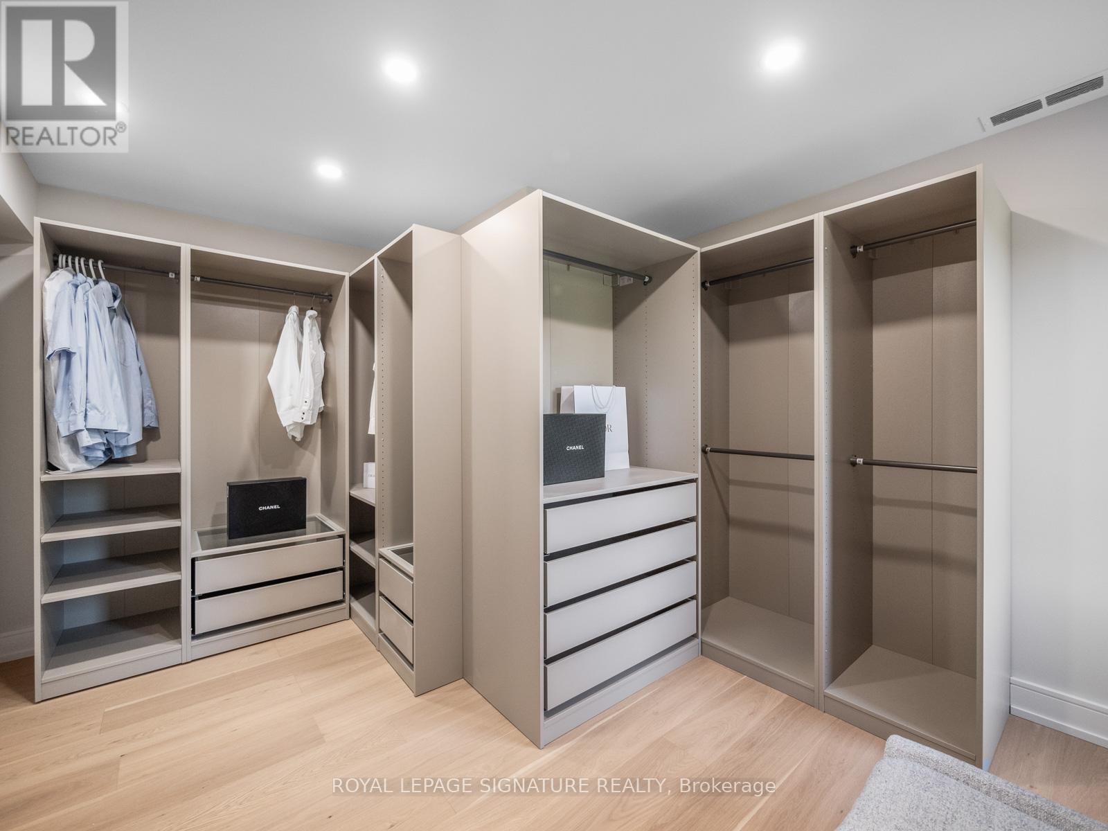 137 Cheltenham Avenue, Toronto, Ontario  M4N 1R1 - Photo 28 - C12485310