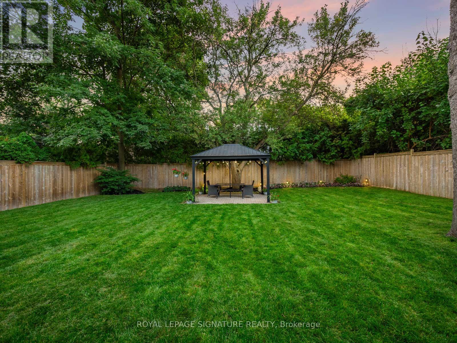 137 Cheltenham Avenue, Toronto, Ontario  M4N 1R1 - Photo 44 - C12485310