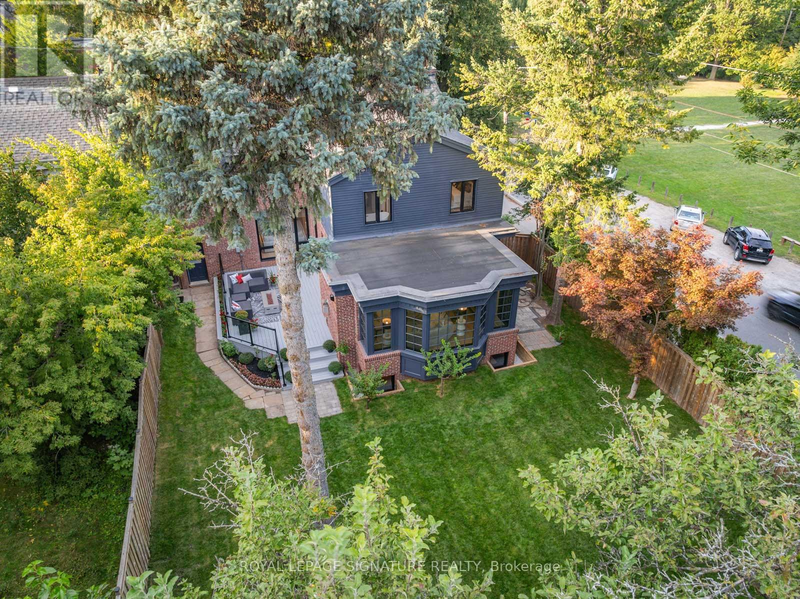 137 Cheltenham Avenue, Toronto, Ontario  M4N 1R1 - Photo 48 - C12485310